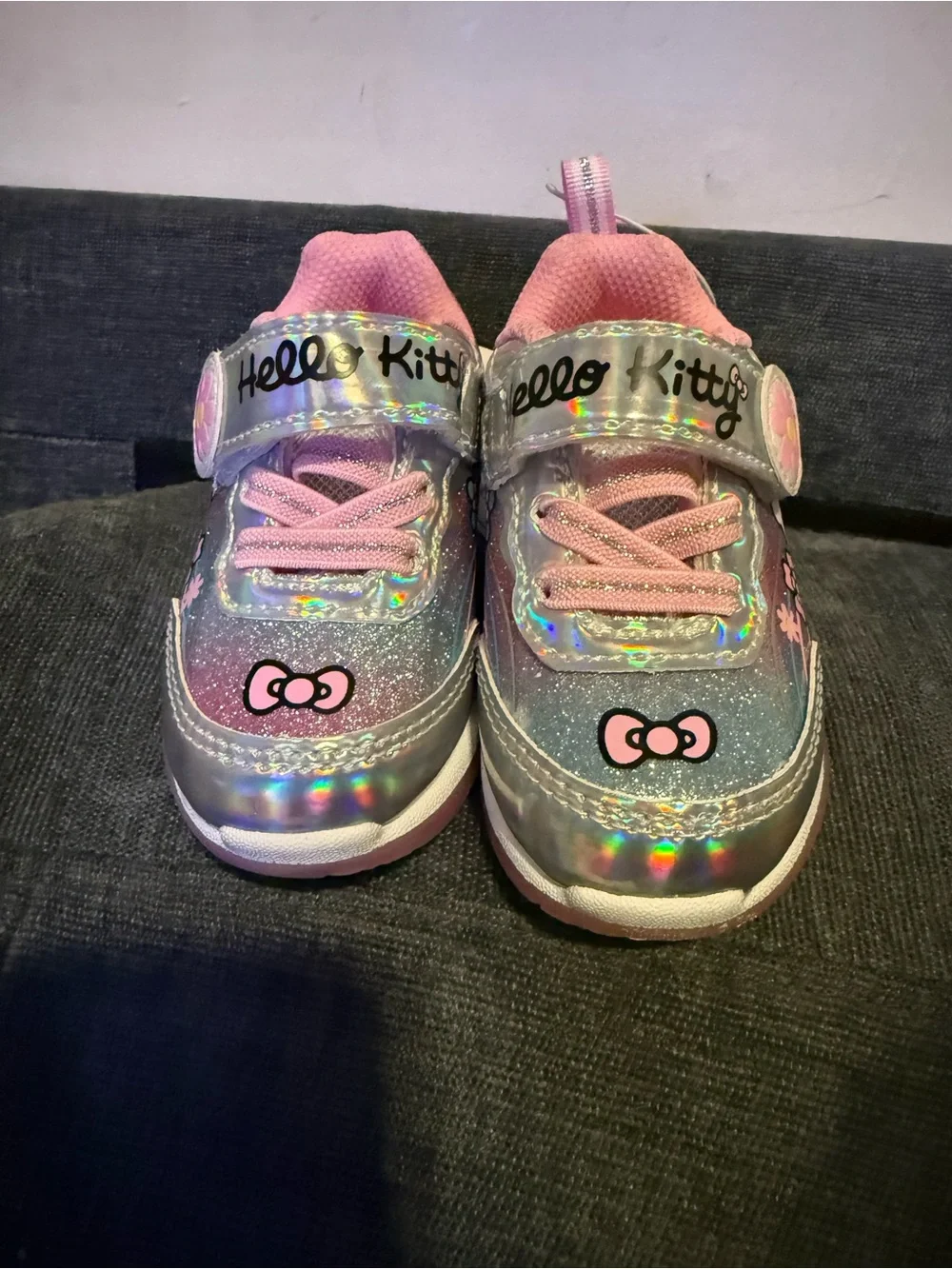 Hello Kitty Pink and Silver Holographic Light-Up Kids Sneakers 6 TODDLER SIzE